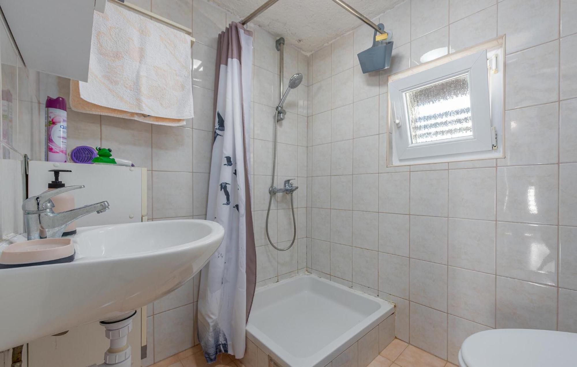Nice Apartment In Potocnica With House Sea View Borovići Extérieur photo