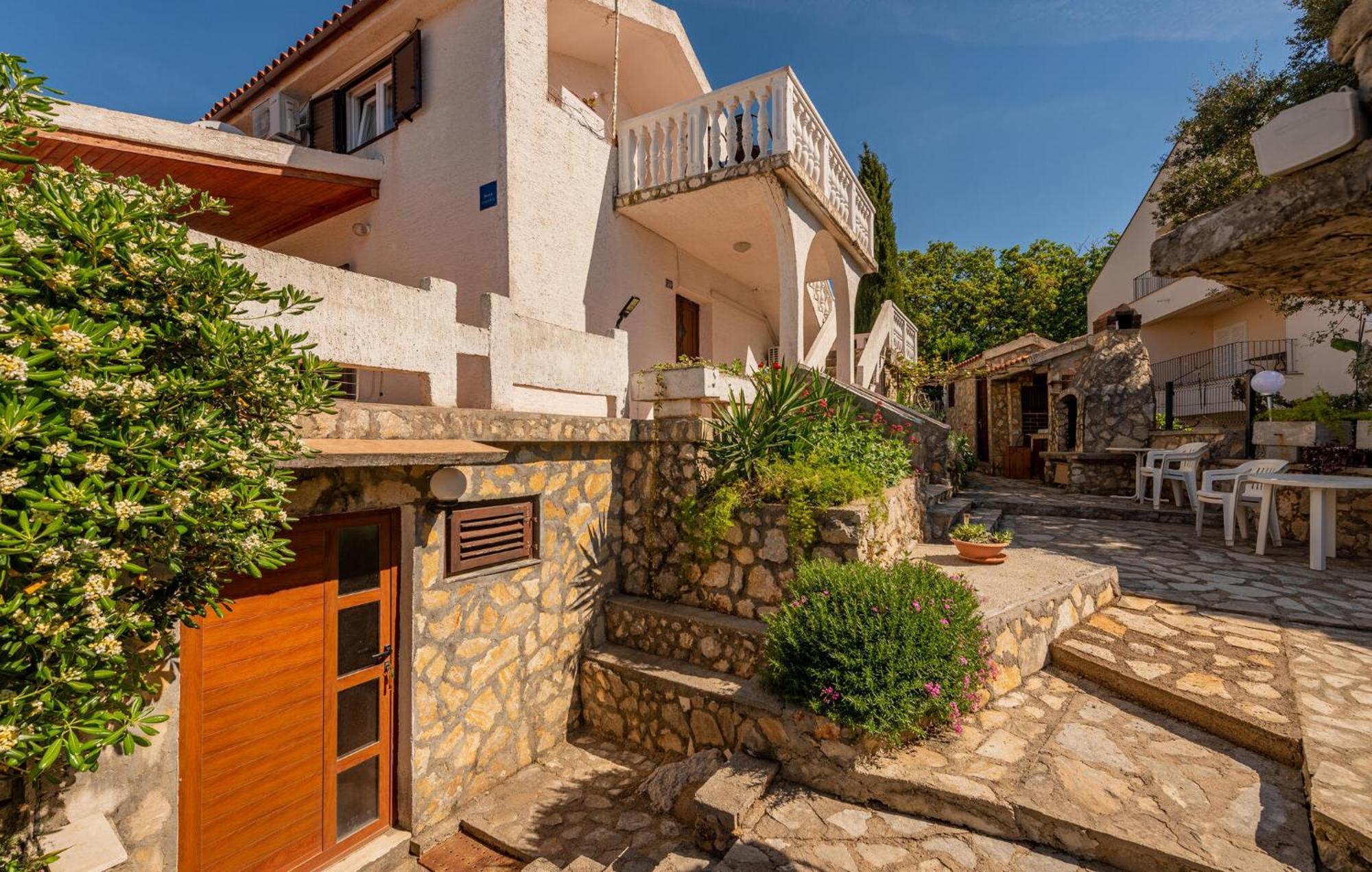 Nice Apartment In Potocnica With House Sea View Borovići Extérieur photo